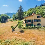 Giorgina By Interhome Vicchio