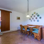 Giorgina By Interhome